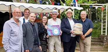 Geslaagde Haringparty van BPT bij Huys te Warmont